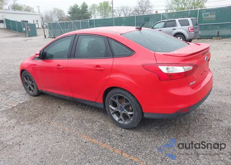 2013 Ford Focus Se z USA, uszkodzony, nr VIN 1FADP3F28DL285161
